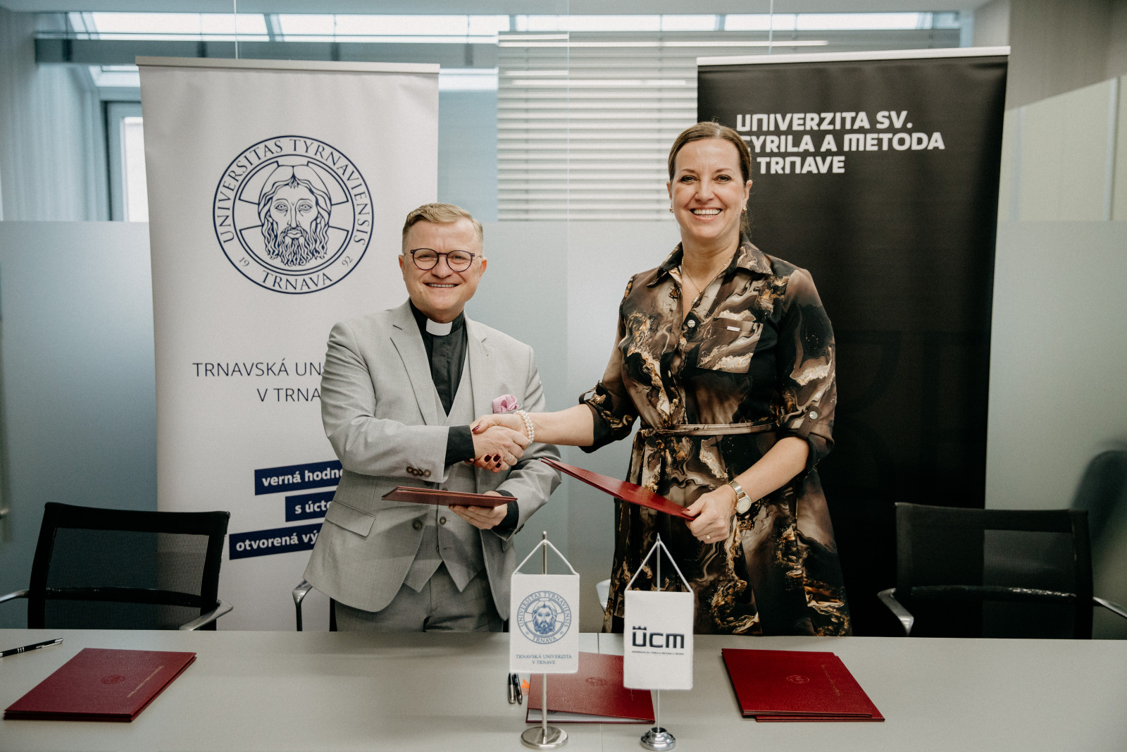 podpisovanie akreditacia