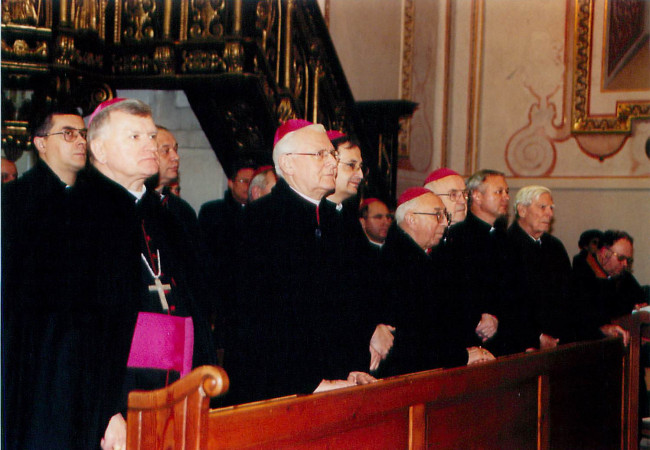 čestný doktorát trnavská univerzita 2004