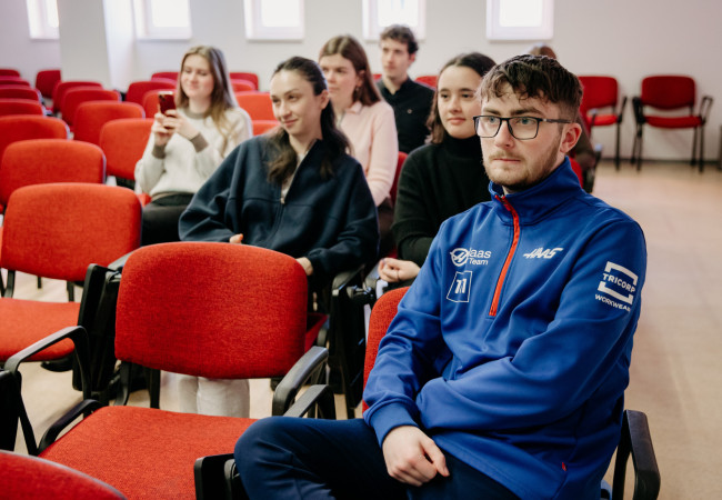 Prvé spoločné stretnutie s Erasmus študentmi na ŠD P. Pázmaňa
