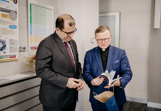 prof. Miloš Lichner s veľvyslancom Jordánskeho hášimovského kráľovstva