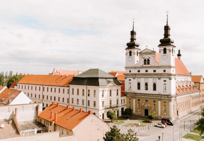 Univerzitný areál s kostolom Jána Krstiteľa