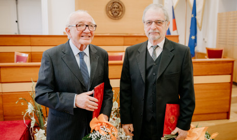 Čestní emeritní profesori- Miroslav Danaj a Ľubomír Held