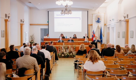 voľba rektora trnavská univerzita 2024