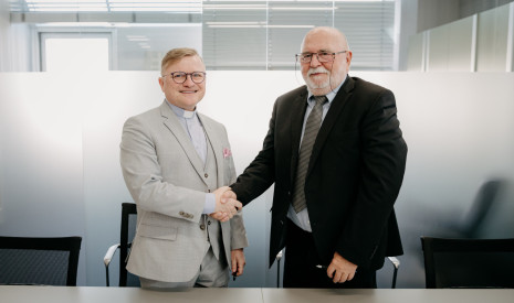 kúpa budovy MTF, Paulínska ul., Trnava, Miloš Lichner, Trnavská univerzita, konzorcium trnavských univerzít