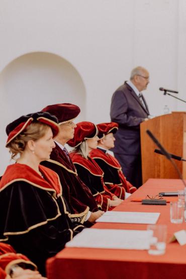 marek šmid emeritný rektor trnavskej univerzity marek šmid emeritný rektor trnavskej univerzity