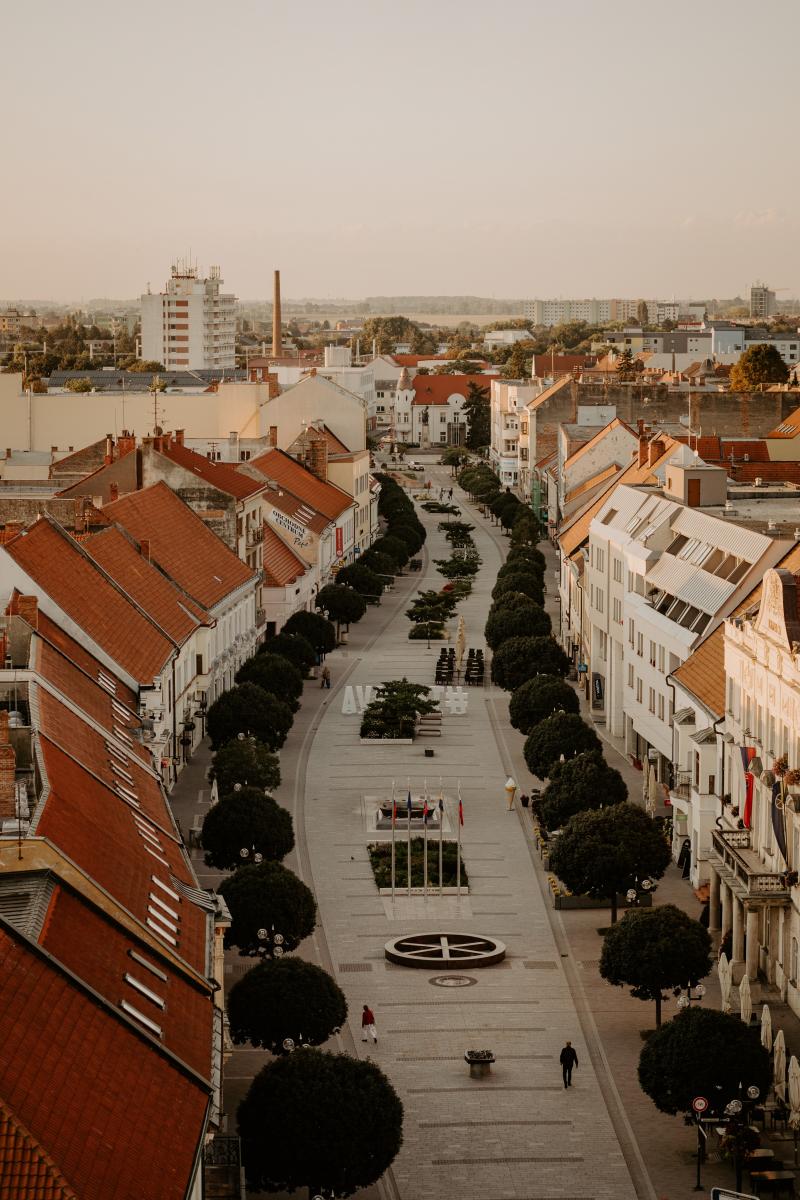 trnava unsplash (foto Barbora Likavská, Trnavská univerzita, Trnava University)