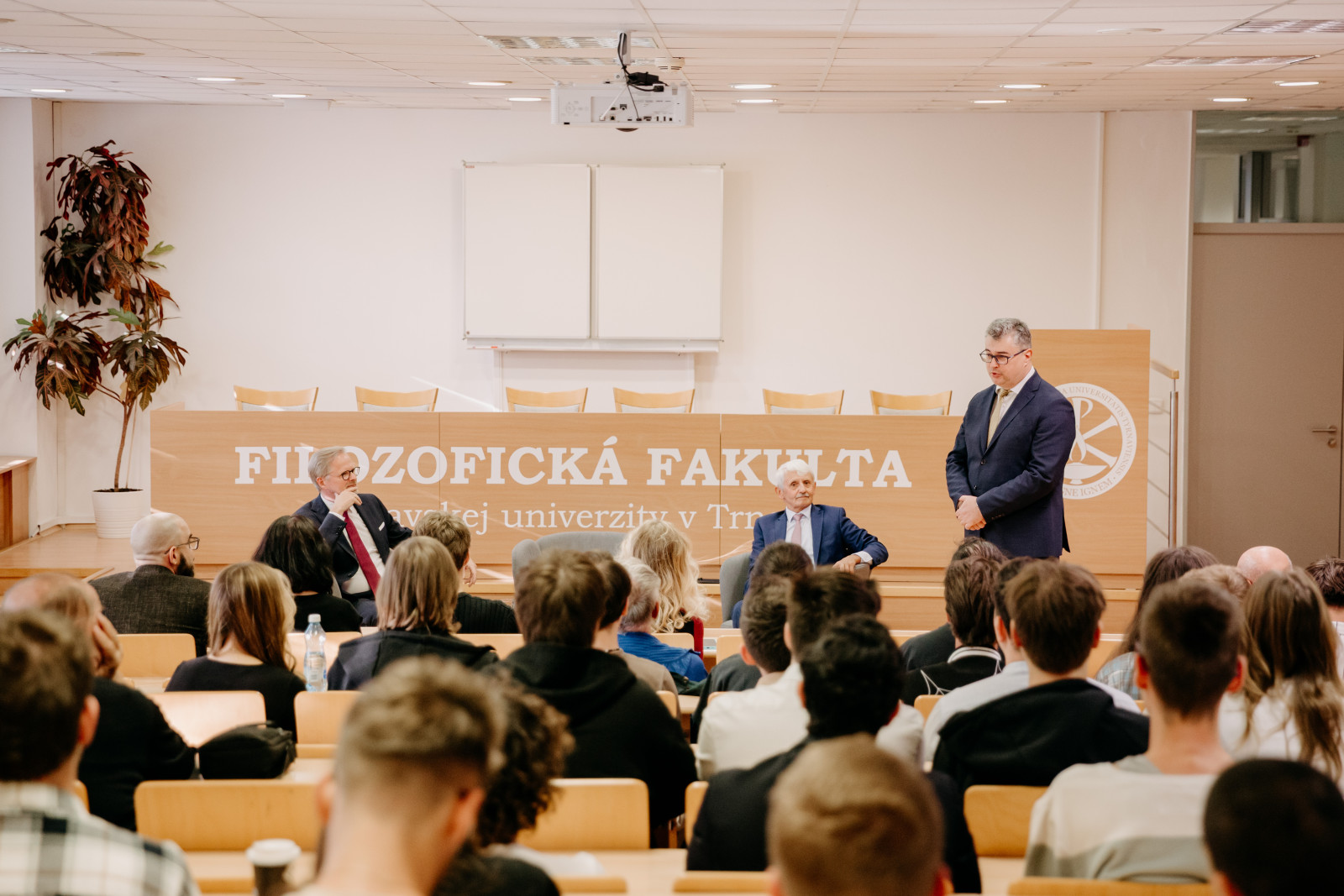 Žijeme ešte v demokracii?
